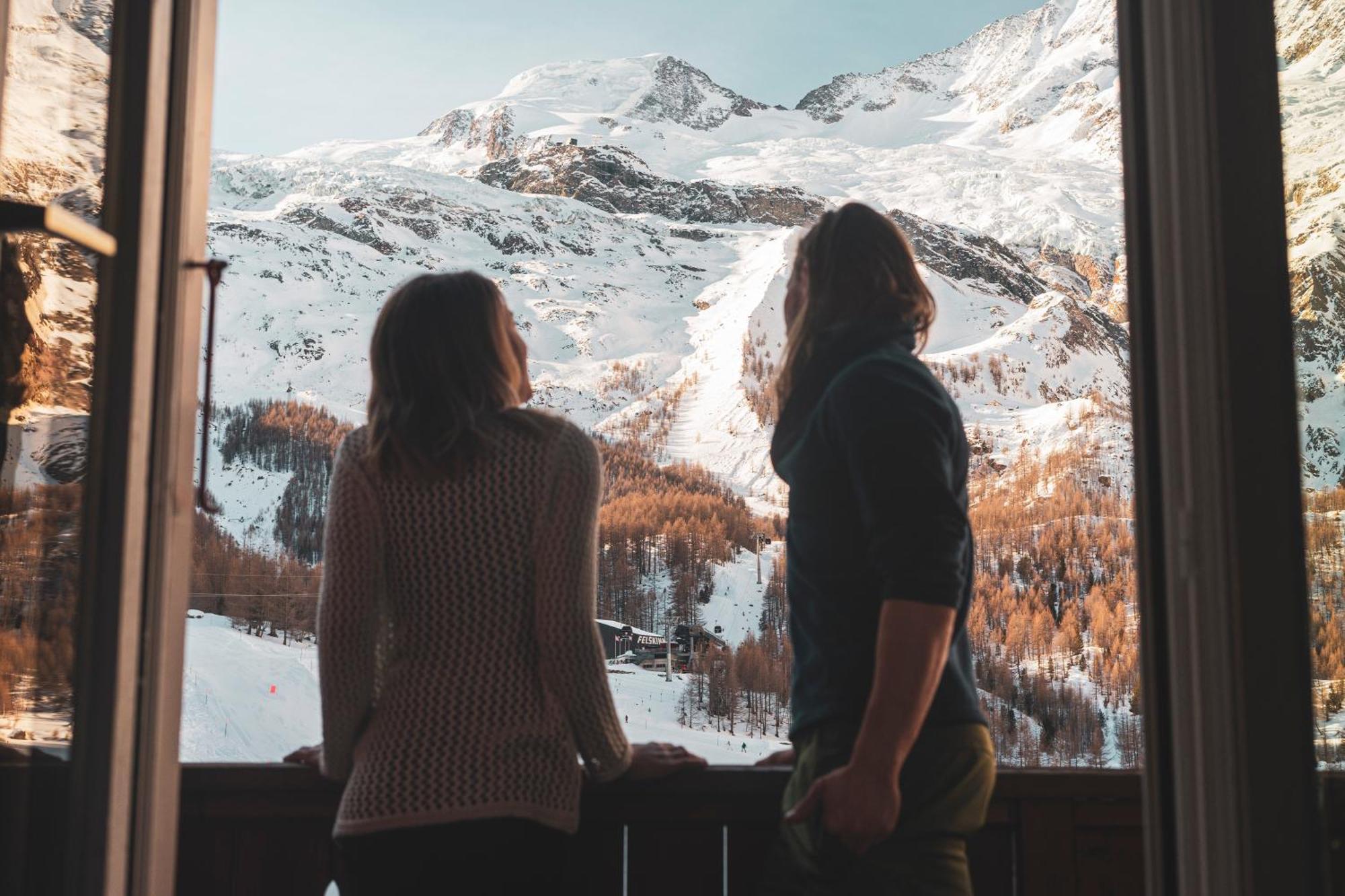 Hotel The Larix Ski-in Ski-out Saas Fee