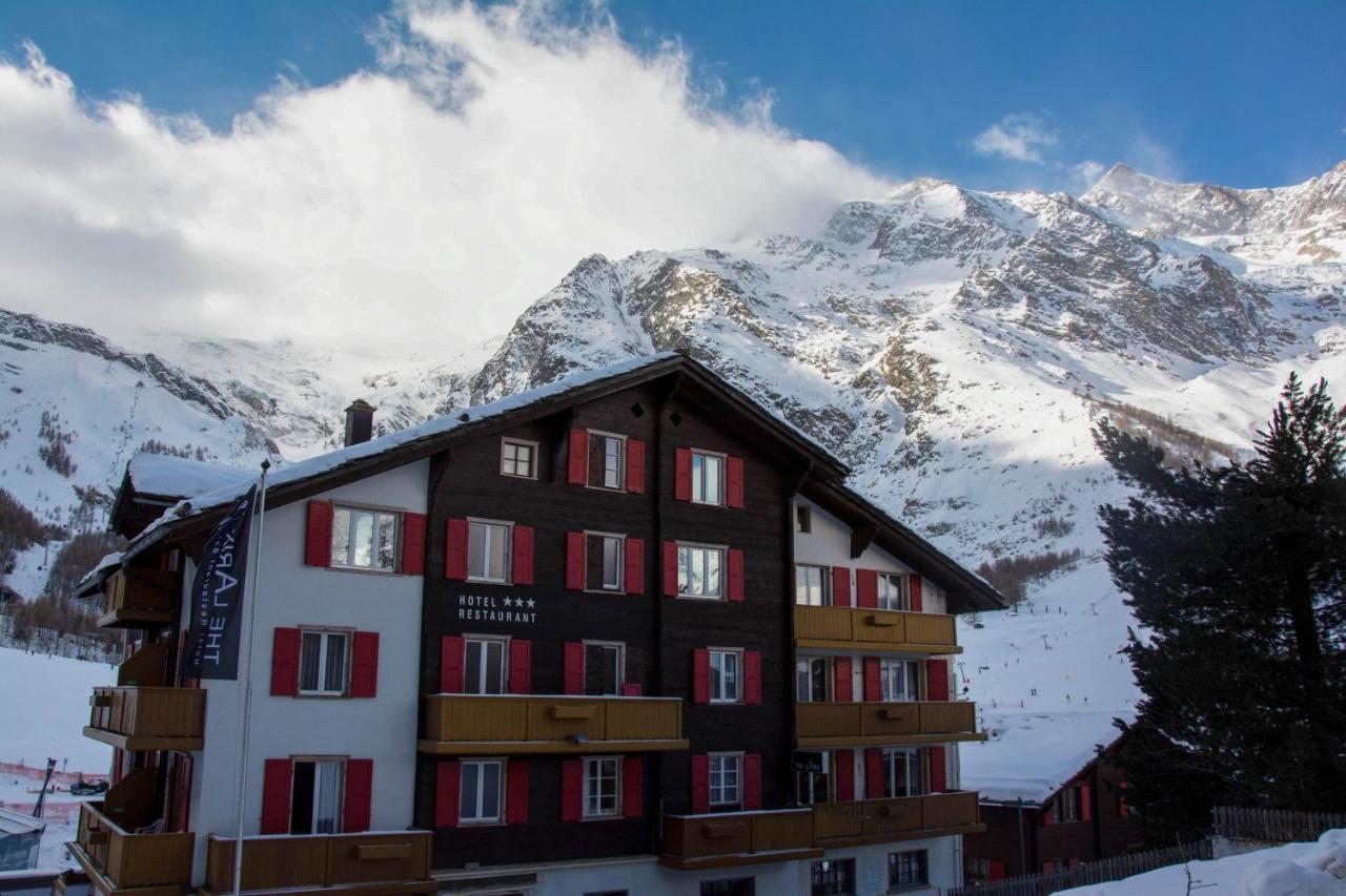 Hotel The Larix Ski-in Ski-out